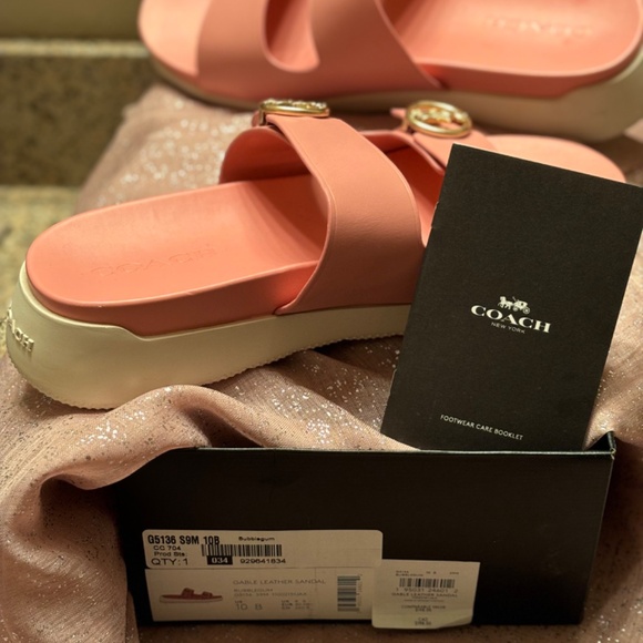 Coach shoes - Picture 4 of 5